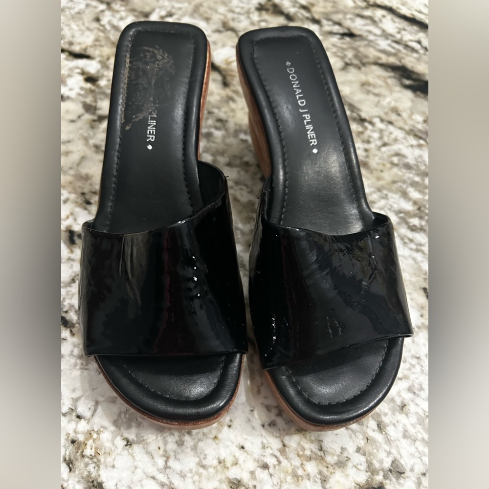 Donald Pliner Wooden wedge heel